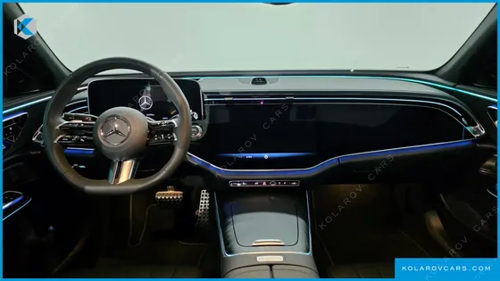 MERCEDES E-CLASS E300 4MATIC AMG LINE
