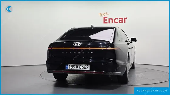 HYUNDAI GRANDEUR CALLIGRAPHY