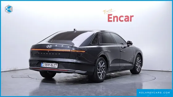 HYUNDAI GRANDEUR PREMIUM