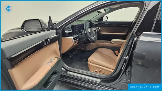 HYUNDAI GRANDEUR PREMIUM