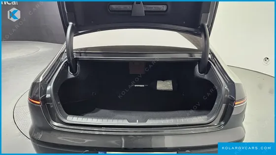 HYUNDAI GRANDEUR PREMIUM