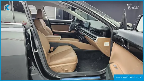 HYUNDAI GRANDEUR PREMIUM