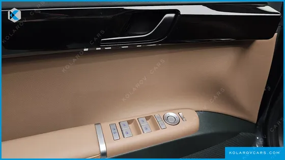HYUNDAI GRANDEUR PREMIUM