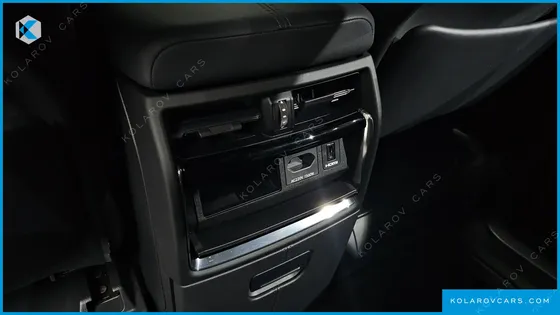 TOYOTA ALPHARD 2.5 HEV EXECUTIVE AWD