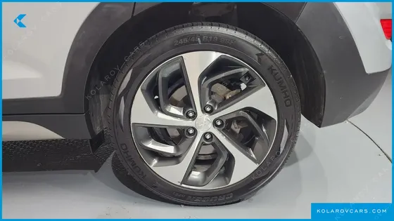 HYUNDAI TUCSON DIESEL 2.0 4WD