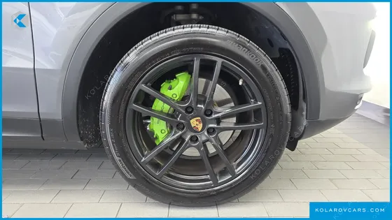 PORSCHE CAYENNE 3.0