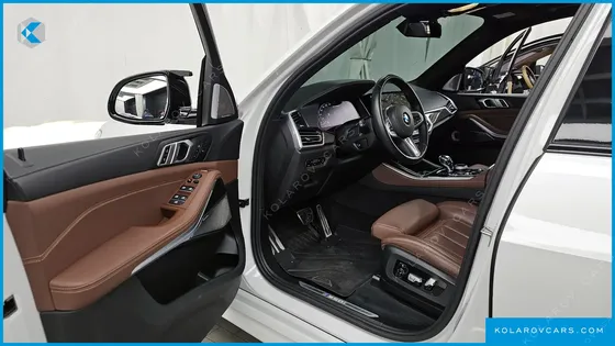BMW X5 M50I