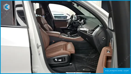 BMW X5 M50I