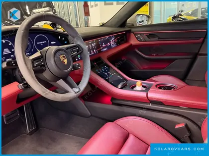 PORSCHE TAYCAN GTS