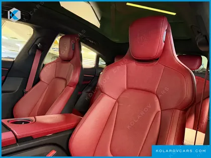 PORSCHE TAYCAN GTS