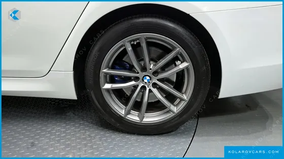 BMW 5 SERIES 530I XDRIVE M SPORT PACKAGE PLUS