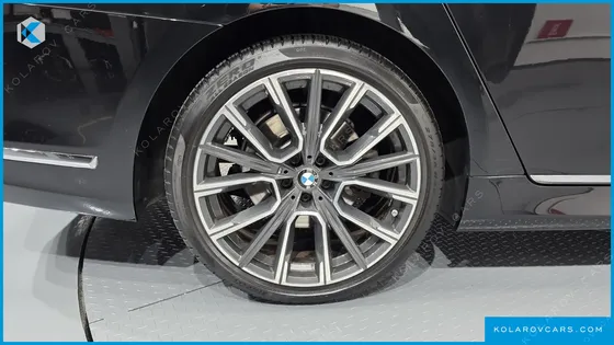 BMW 7 SERIES 730D XDRIVE M SPORT