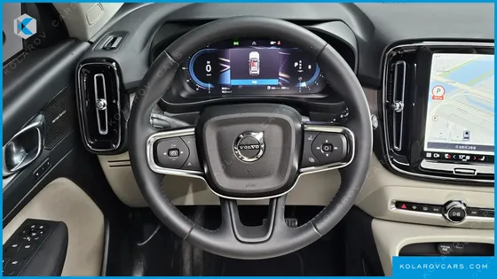 VOLVO XC40 B4 ULTIMATE BRIGHT