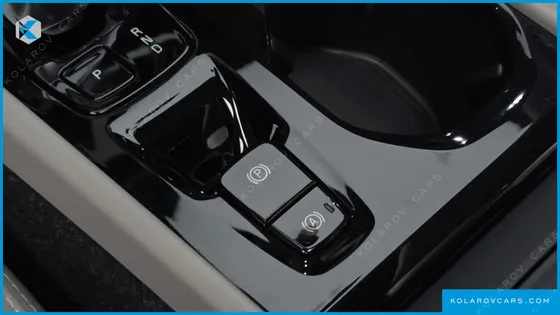 VOLVO XC40 B4 ULTIMATE BRIGHT