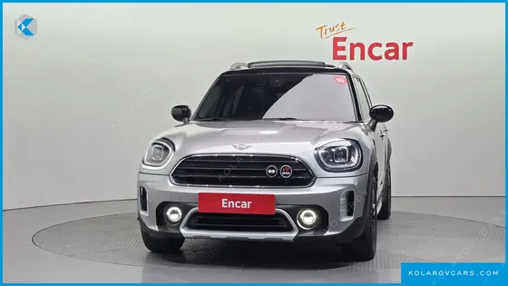 MINI COUNTRYMAN CLASSIC PLUS LAUNCH PACK