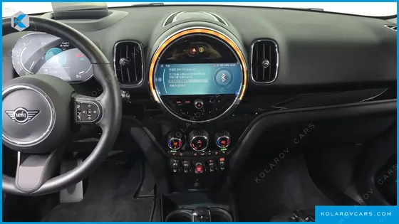 MINI COUNTRYMAN CLASSIC PLUS LAUNCH PACK