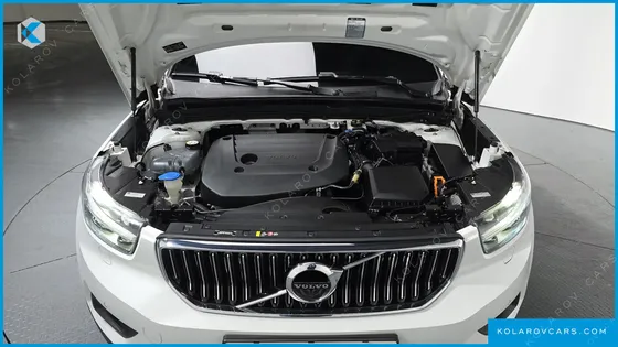 VOLVO XC40 B4 INSCRIPTION