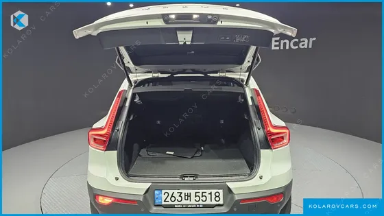 VOLVO XC40 B4 INSCRIPTION