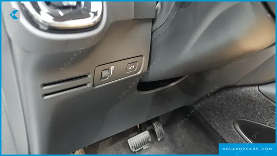 VOLVO XC40 B4 INSCRIPTION