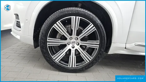 VOLVO XC90 B6 ULTIMATE BRIGHT