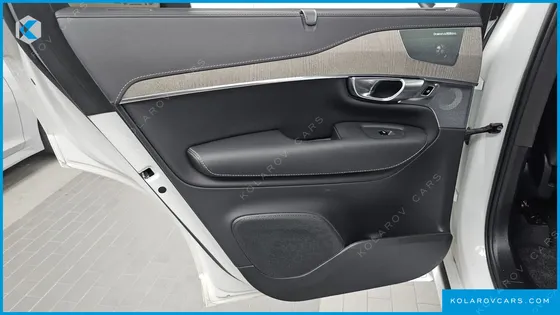 VOLVO XC90 B6 ULTIMATE BRIGHT