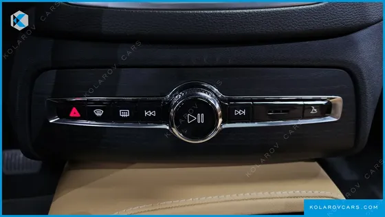 VOLVO XC90 T8 ULTIMATE BRIGHT HYBRID