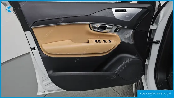 VOLVO XC90 B6 ULTIMATE BRIGHT
