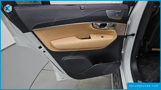 VOLVO XC90 B6 ULTIMATE BRIGHT