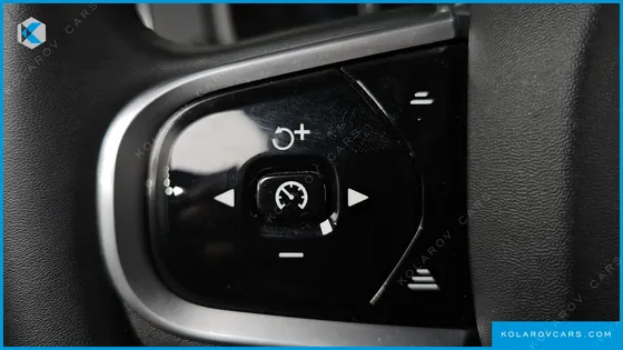 VOLVO XC90 B6 ULTIMATE BRIGHT