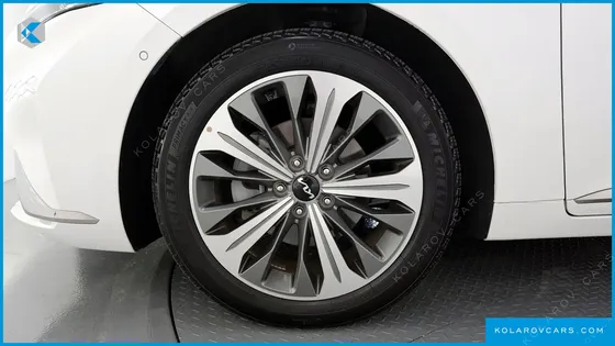 KIA K8 SIGNATURE SPECIAL