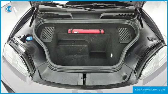 PORSCHE MACAN BASE 4