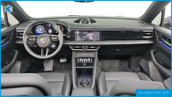 PORSCHE MACAN BASE 4