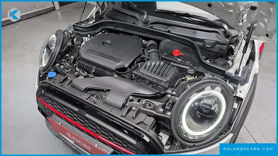 MINI COOPER CONVERTIBLE JCW