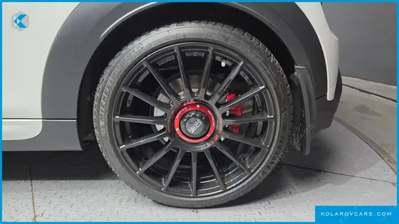 MINI COOPER CONVERTIBLE JCW