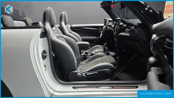 MINI COOPER CONVERTIBLE JCW