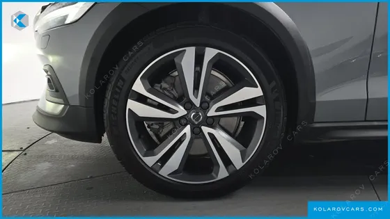 VOLVO V60 B5 PRO AWD