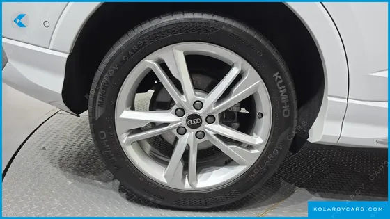AUDI Q3 35 TDI PREMIUM SPORTBACK