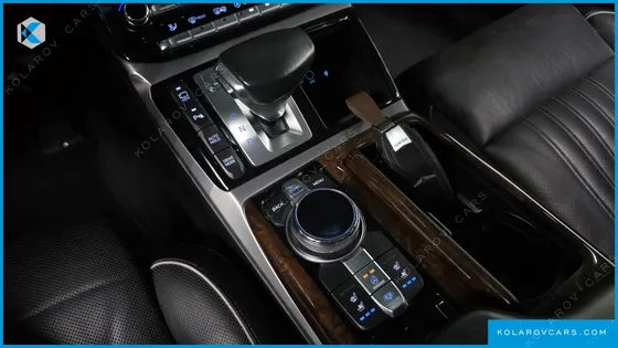 GENESIS EQ900 3.8 GDI AWD