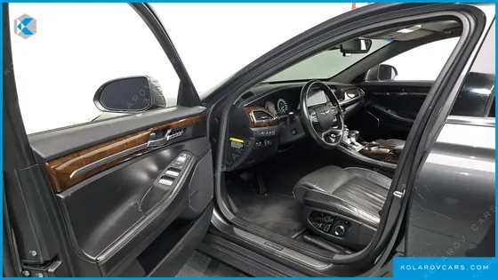 GENESIS EQ900 3.8 GDI AWD
