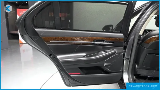 GENESIS EQ900 3.8 GDI AWD