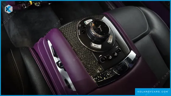 ROLLS ROYCE GHOST 6.6 V12 BLACK BADGE