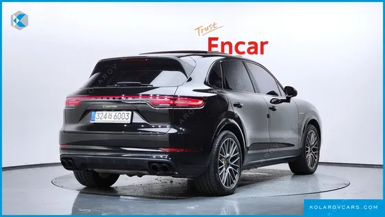 PORSCHE CAYENNE 3.0 E-HYBRID PLATINUM EDITION