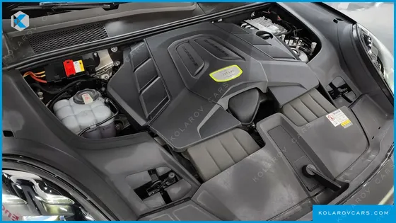 PORSCHE CAYENNE 3.0 E-HYBRID PLATINUM EDITION