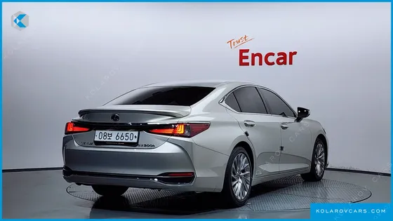 LEXUS ES LUXURY PLUS