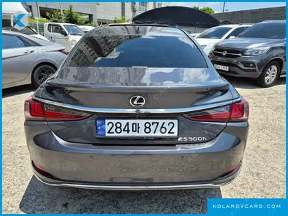 LEXUS ES F-SPORT