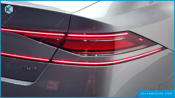 GENESIS G90 GASOLINE 3.5 TURBO AWD