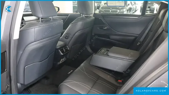 LEXUS ES EXECUTIVE