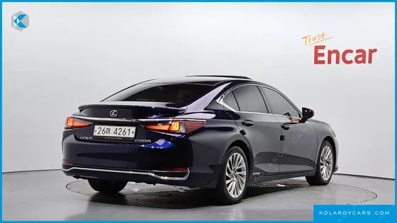 LEXUS ES EXECUTIVE