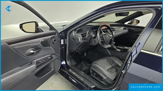 LEXUS ES EXECUTIVE