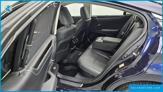 LEXUS ES EXECUTIVE